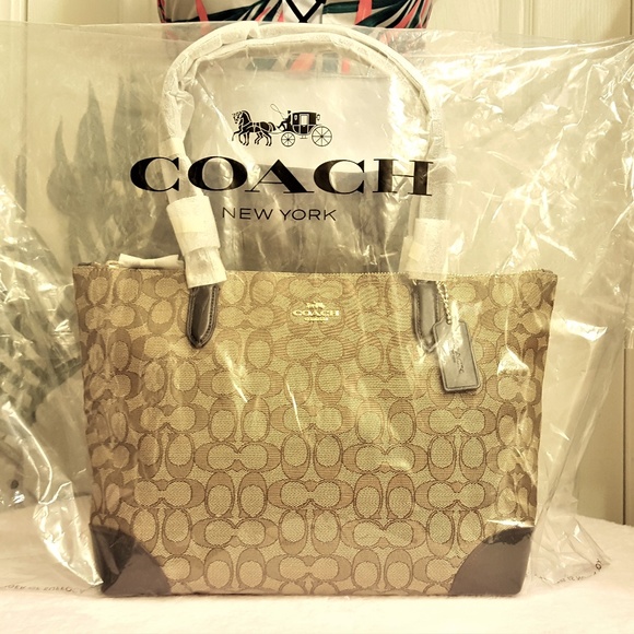 NWT COACH ZIP TOP TOTE IN SIGNATURE JACQUARD - Picture 8 of 8